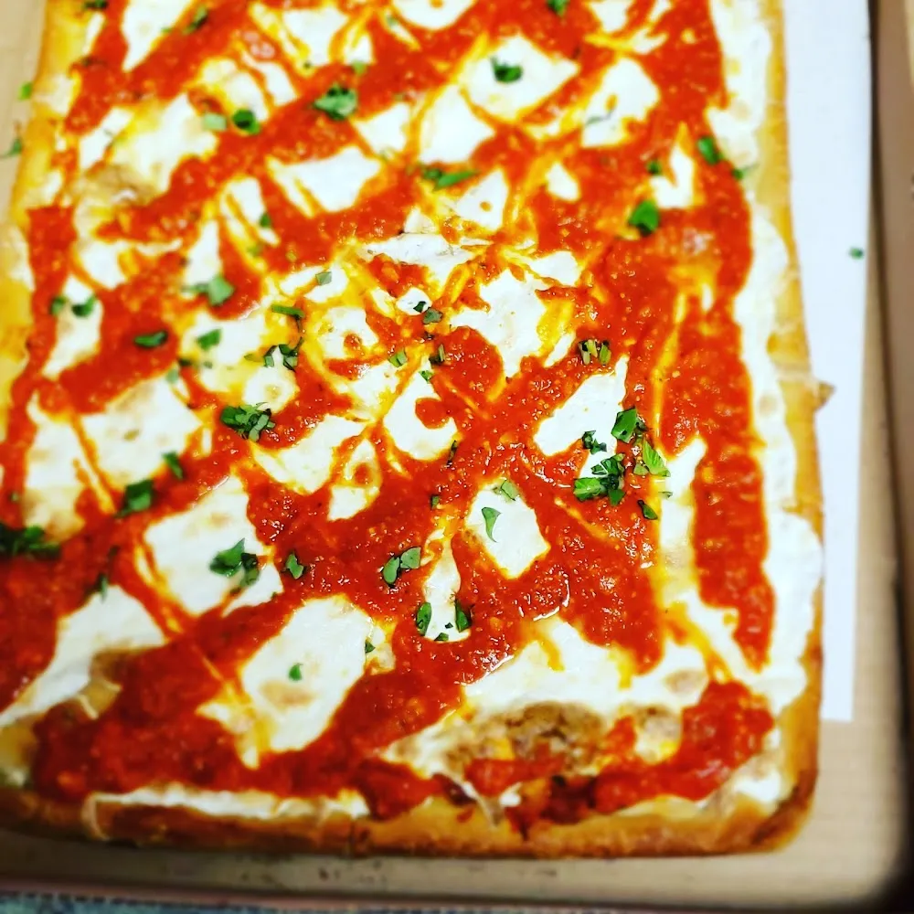 Grandma Style Pizza